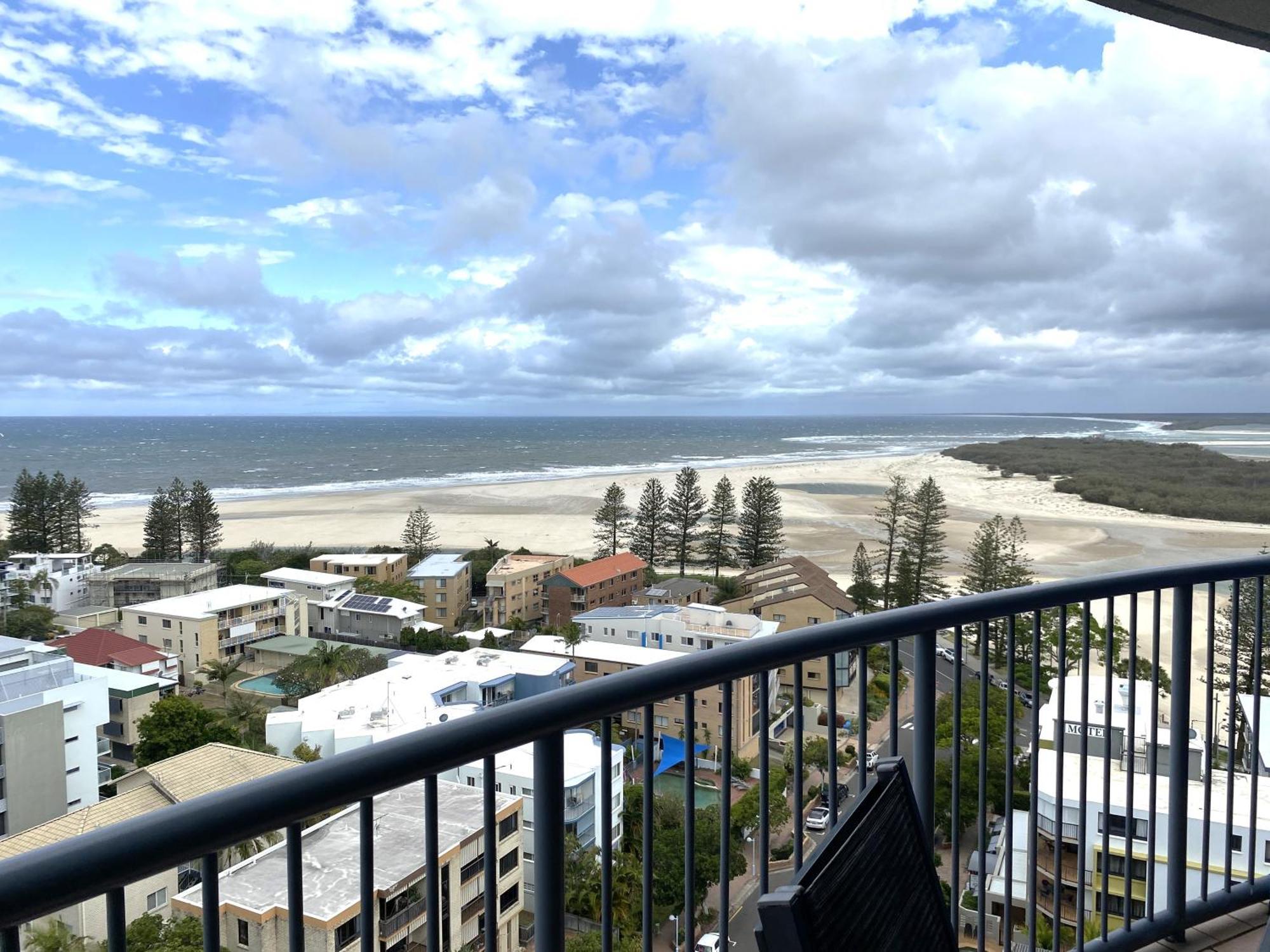 Centrepoint Apartments Caloundra Bagian luar foto